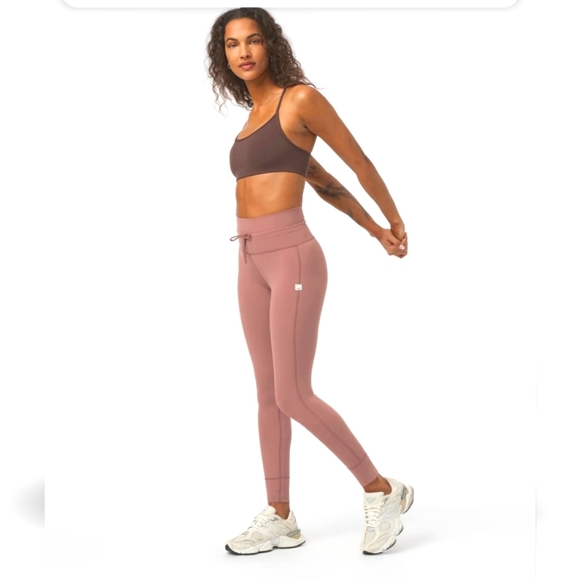 Vuori Womens Nude Peach Daily Legging M